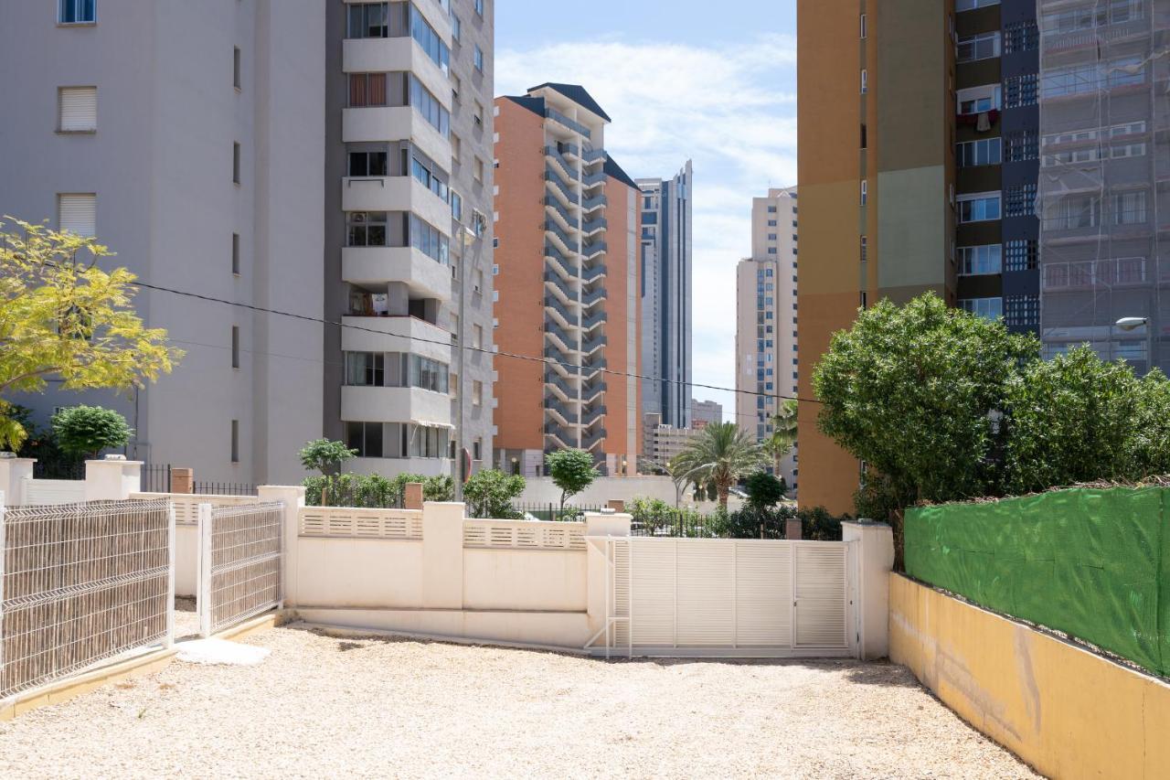 Apartamento Alma Con Terreno Privado Y Parking Compartido - A 800M De Playa Poniente Бенидорм Экстерьер фото